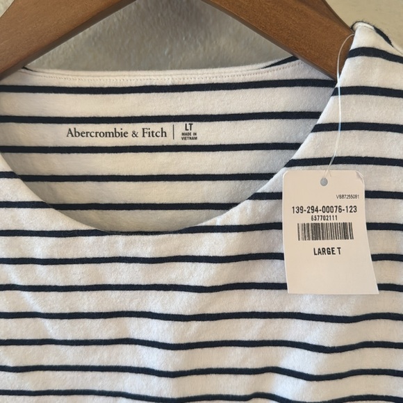 Abercrombie & Fitch Bodysuit Women’s Large Tall - Picture 3 of 4